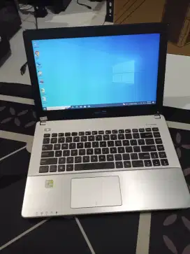 Laptop Asus core i7 + vga nvidia