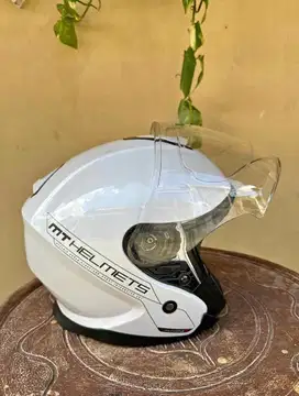 Helm Impor MT Helmets
