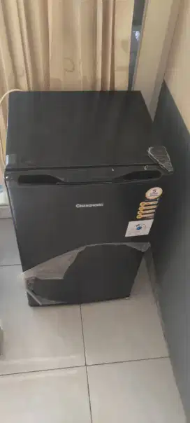 Kulkas 1 pintu seperti baru
