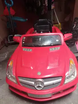 Mobil-mobilan anak