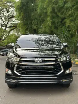 Innova Venturer 2018 matic bensin