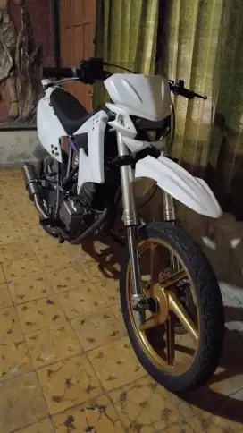 Dijual Motor Trail Mesin Honda GL Pro