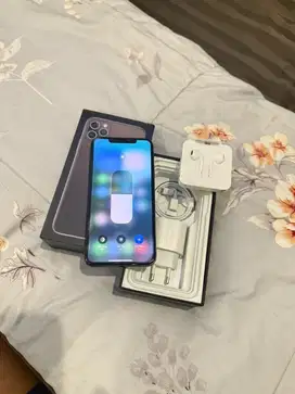 Dijual Iphone 11 Promax 256GB Grey Mulus lengkap Terdaftar