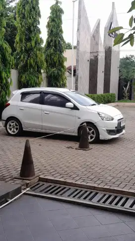 Mirage 2012 exced 1200 cc AT
