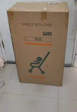 Stroller bayi merk combi