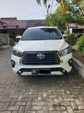 Innova Reborn V Matic Diesel