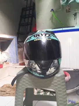 di jual cepat helm fullface KYT dot