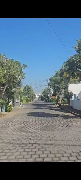 Rumah siap huni di Sidoarjo