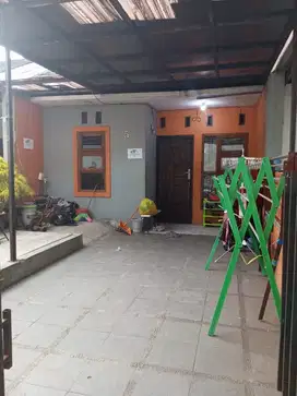 Dijual rumah di Cisaranten 2 lantai Bandung