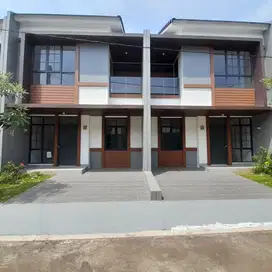 RUMAH 2 LANTAI READY SIAP HUNI DEKAT STASIUN PARUNG PANJANG TANGERANG