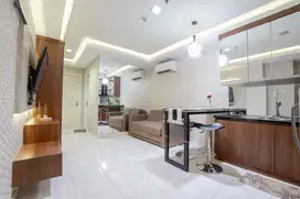 Sewa Apartemen The Boulevard 1 BR Full Furnished dekat Monas Gambir
