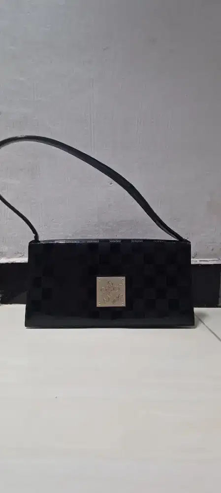 Jual tas bahu wanita hitam glossy