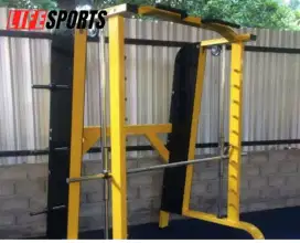 Fitness gym Smit machine bench press commercial