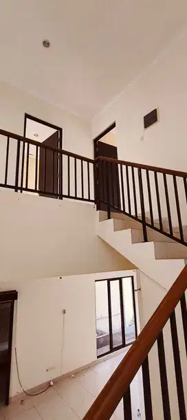 Dijual unit langka rumah cluster arana Harapan Indah 2 Bekasi Barat