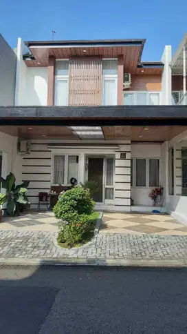 Rumah Dijual Kota Wisata 2 Lantai Siap Huni Rapih KPR Cash
