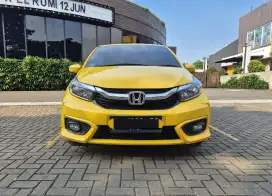 TERMURAH !! HONDA BRIO E MATIC 2022 KUNING