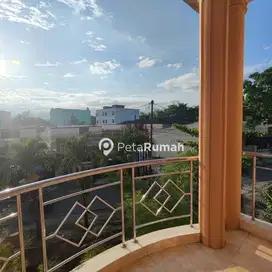 DIJUAL VILLA JALAN ANUGRAH MATARAM (WINSHEN)