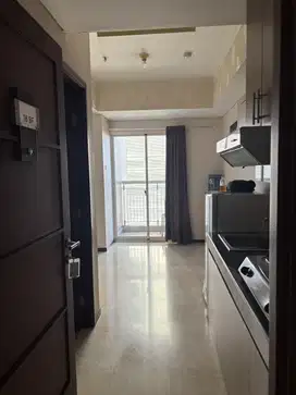 Apartemen 1 Bedroom Royal Mediterania Langsung Akses Central Park