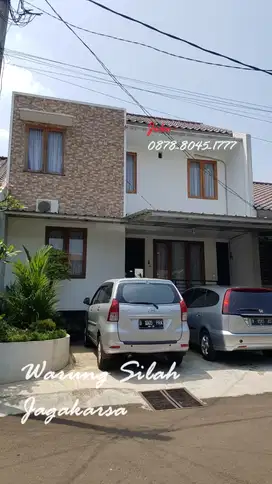 Rumah Bagus 2 Lt dlm Cluster MURAH area Warung Sila, Jagakarsa, Jaksel