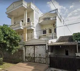 Dijual Cepat Rumah 3 Lantai SHM Metland Cileungsi Bogor