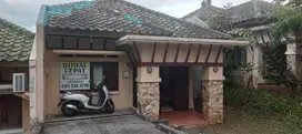 HARUS TERJUAL, HARGA TURUN LAGI.Villa Di Taman Dayu Prigen