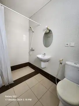 Disewakan rumah siap huni cluster Orlanda Alam sutera