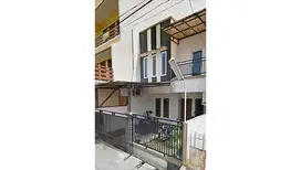Rumah Kelapa Puan Timur, Kelapa Gading