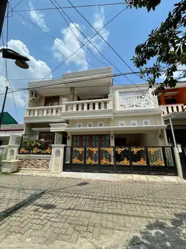 Rumah split level 3lt - Perumahan Bintara II Bekasi semifurnished