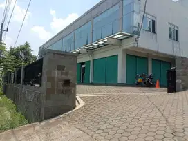Kompleks 7 unit Ruko 2 Lt Jl Raya Beringin   Ngaliyan  Semarang Barat