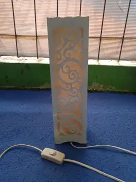 Lampu tidur estetik