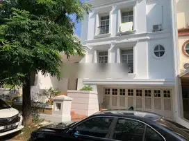 Dijual Rumah Mewah Cluster Johar Golf Pantai Indah Kapuk 10x18