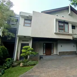 Rumah Mewah di kawasan Ekslusif Terfavorit Green Cove BSD