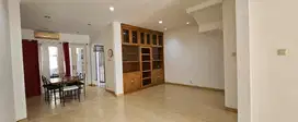 Dijual Townhouse Siap Huni di dkt RS mayapada lebak bulus