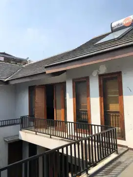 Jual Rumah dekat MRT Blok A Jl. Benda Panglima Polim Kebayoran Jaksel