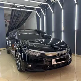 Civic ES A/T 2018