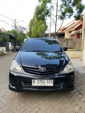 DIJUAL CEPAT Toyota Innova E MT 2009 MURAH