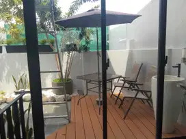 Hunian Baru 4 Lantai Rooftop Lokasi Prime Dkt Gatot Soebroto