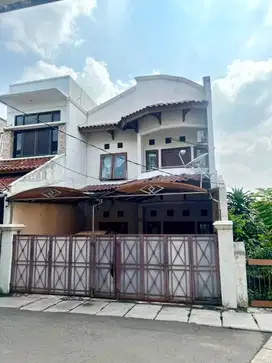 DIJUAL RUMAH MASIH LAYAK HUNI RADIO DALAM GANDARIA UTARA KEBAYORAN BAR