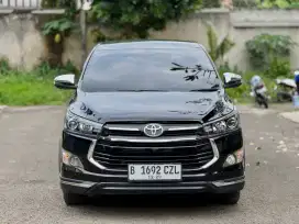 Toyota Innova Venturer 2.4 At 2019 Hitam