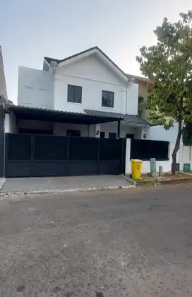 Rumah 4M-an Di BSD Giriloka Nyaman Gress Baru Renov Layout Modern