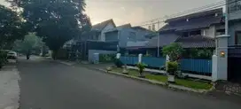 For SALE  Rumah di Lokasi Premium Kebayoran Baru