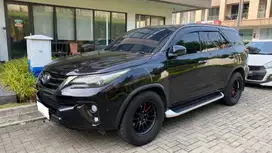 Toyota Fortuner 2.4 VRZ 4X4 AT