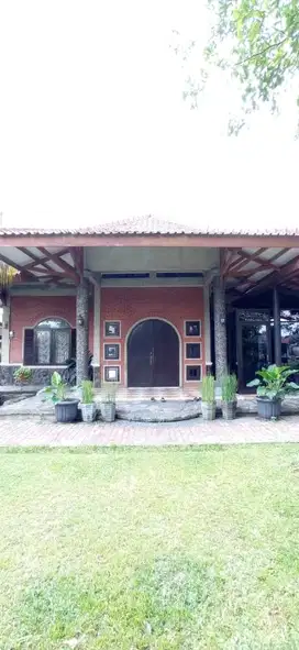 Rumah Cantik dan nyaman di Cinangka Sawangan