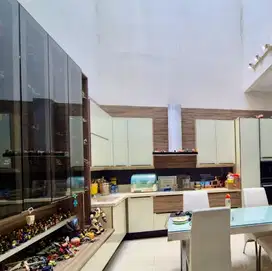 Dijual Rumah Sudah Renovasi Bagus 8x17m2 di Grand Orchard