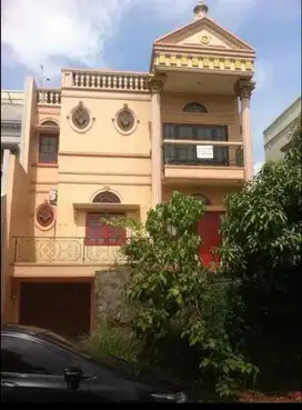 Disewakan Rumah 2 Lantai Semi Furnished Citra Gran Cibubur