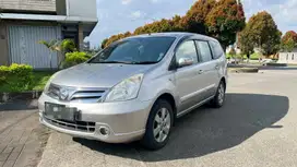 Low KM 76.000 Nissan Grand livina 1.5 XV 2010