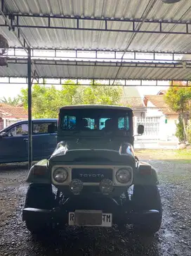 Toyota hardtop/Land cruiser FJ40