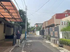 JUAL CEPAT! Rumah 410m² Bisa Jadi 4 Ruko – Jaka Permai, Bekasi Barat