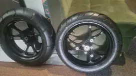 Dijual Ban + Velg ring 13 ORI copotan NMAX NEO