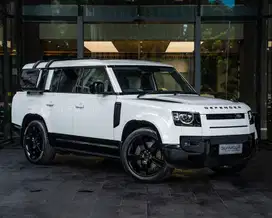 LAND ROVER DEFENDER 130 FIRST EDITION P400 – FUJI WHITE
